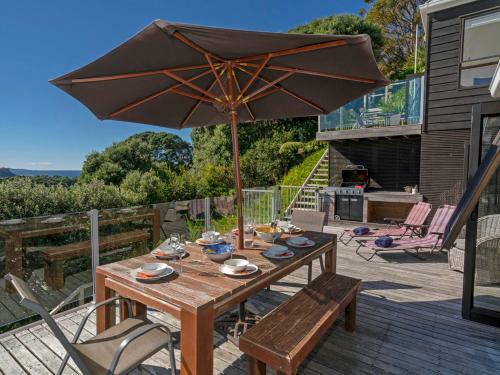 Panorama In Hahei - Hahei Holiday Home