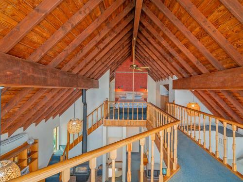 Beachfront Beauty - Opito Bay Holiday Home