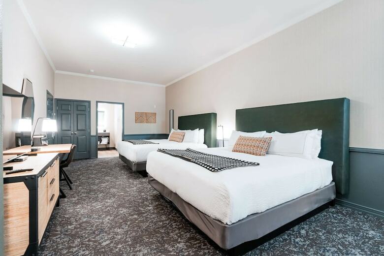 Hotel Ashley Inn