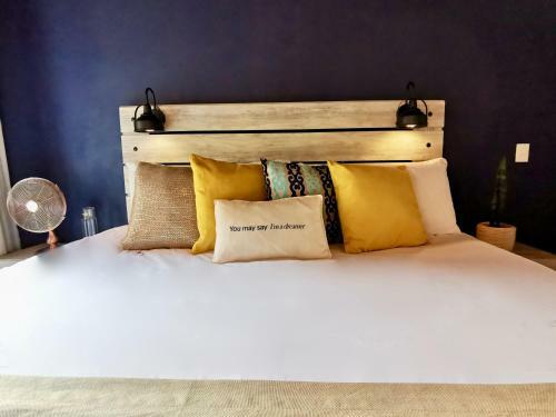 Casa 14 Hotel & Caf�
