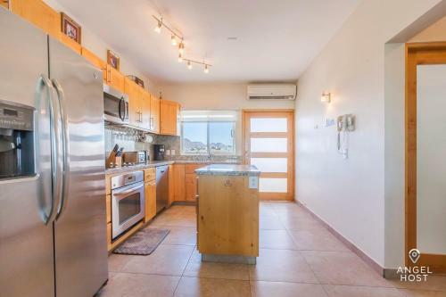Apartamento Couples Oceanview Getaway Near Malec�n Plus Pool Onsite