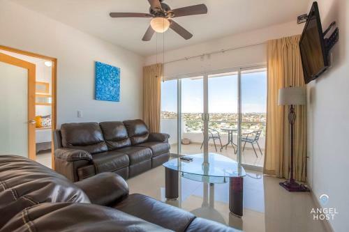 3rd Flr Condo With Fabulous Ocean View & Pool Onsite