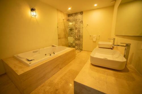 Hotel Dex Tlaquepaque
