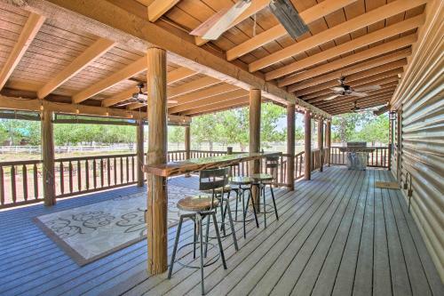 Charming Ribeye Ranch With Hot Tub And Fire Pit