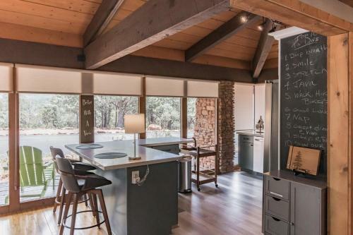 Glass House Elk Rim Pine Cabin