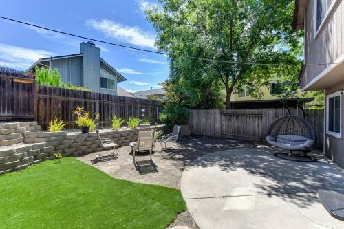 Chic Antelope Home With A Cozy Backyard Escape
