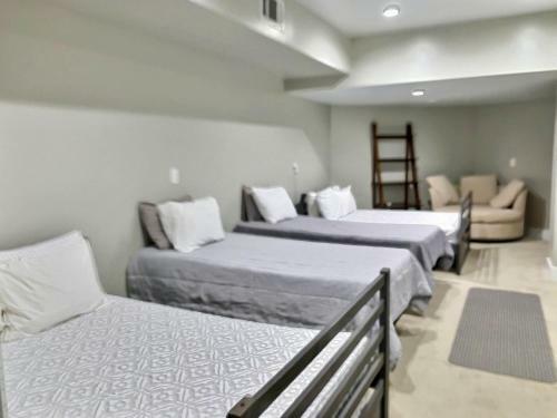 Avila Beach Jewel 5bdrm 2935abd