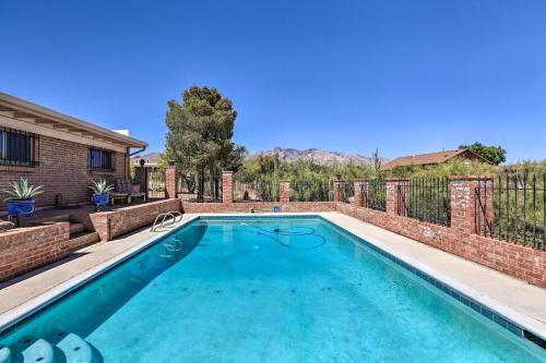 Family-friendly Tucson Home With Mountain Views