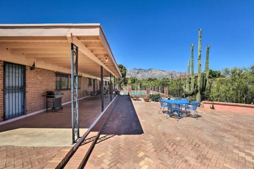 Family-friendly Tucson Home With Mountain Views