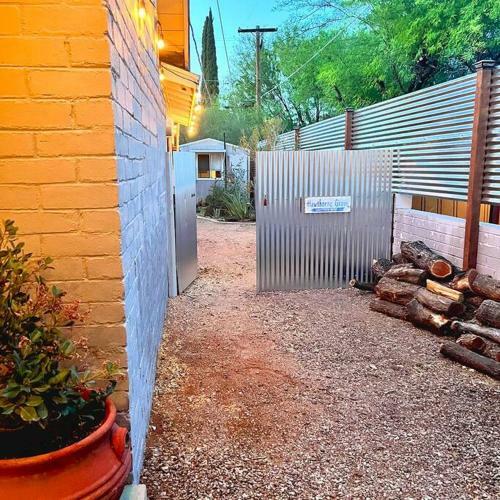Private Peaceful Tiny House In Central Tucson