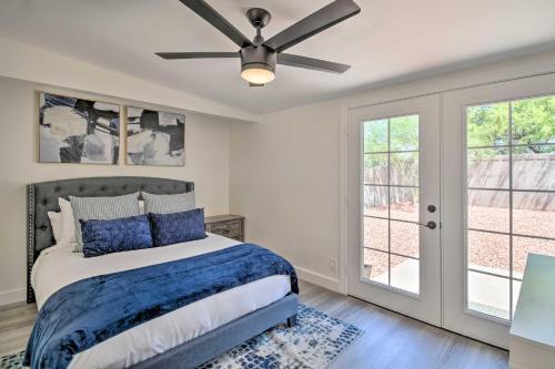 Bright Scottsdale Oasis With Modern Interior!