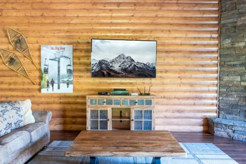 48 - Whispering Aspen Lodge Home