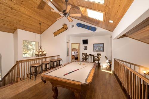 24 - Camp Winterset Cabin