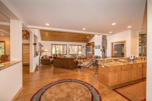 24 - Camp Winterset Cabin
