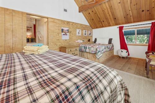 Blue Cozy Cabin