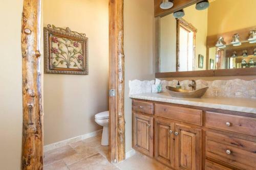 Nena's Nook Moonridge Log Mansion