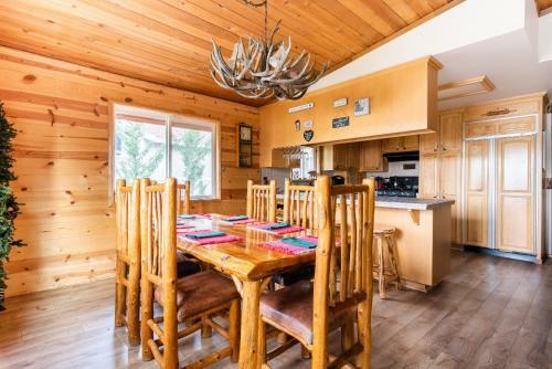 46 - Cove Cabin Cabin