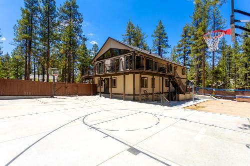 29 - Silver Fox Resort Home