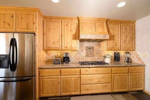 27 - Castle Rock Retreat Home