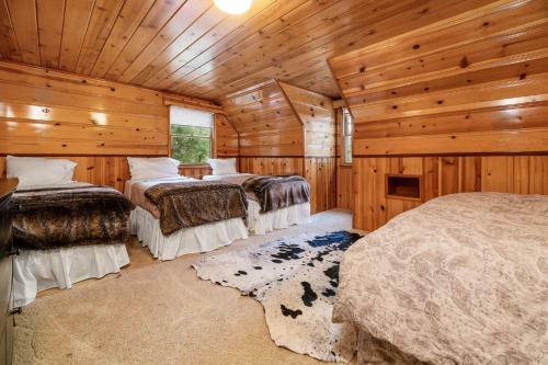 40 - Waterfront Retreat Home