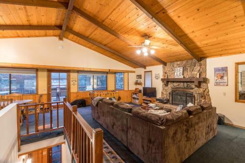 37 - Mountain Hideaway Home