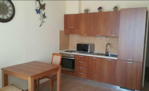 Momi Apart Sunset Pomorie (sea View)