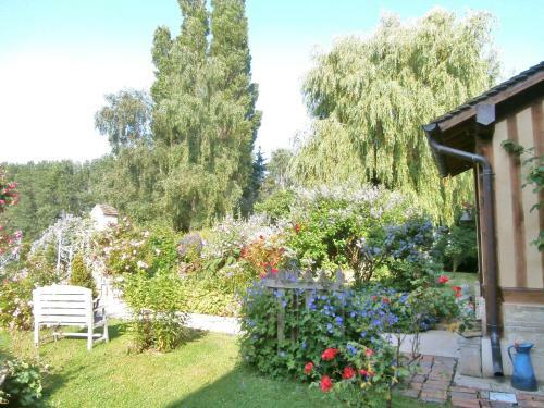 Bed & Breakfast Aux Pommiers De Livaye
