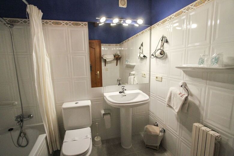 Hotel La Biesca Sebre�u