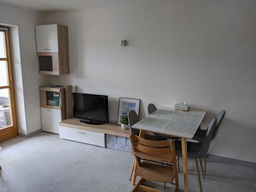 Apartamento Ferienwohnung Grenzenblick