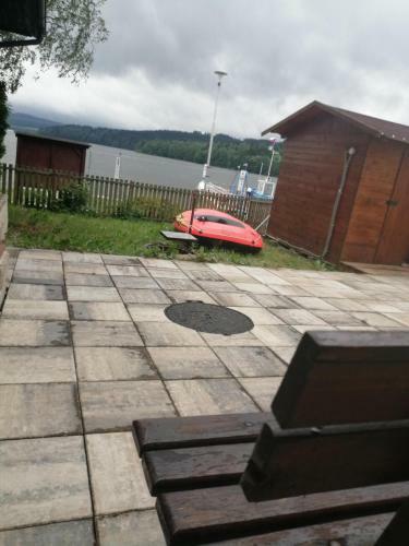 Apartman U P?�vozu