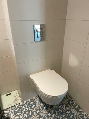 New! Two-bedroom Apartment With Large Terrace