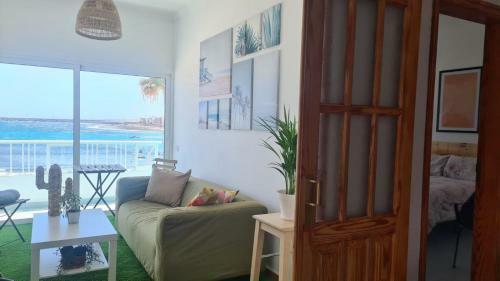 Apartamento Arinaga Arena Y Mar Beach
