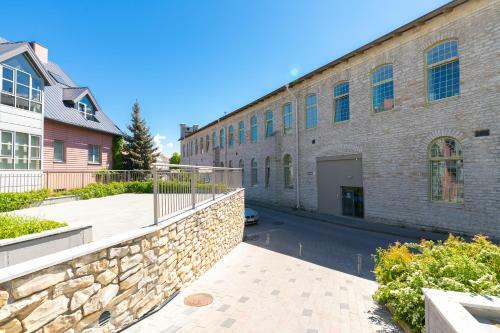 Hilltop Apartments - Ilmarine District