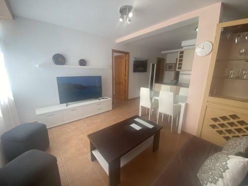 Apartamento Ale�s House