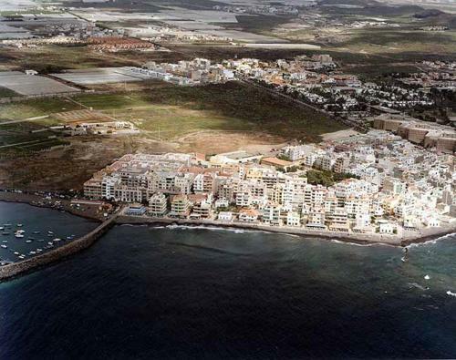 Apartamento Dos Dormitorios En Primavera Totalmente Reformado