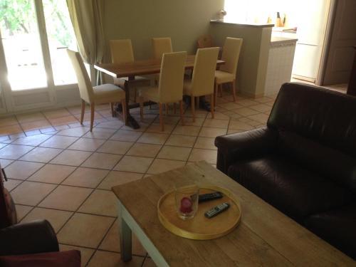 Villas Roque Blanc En Provence