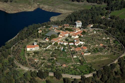 Apartamentos El Jardin Del Poeta