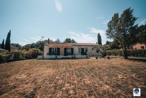 ??villa Provencale Renovee-calme Et Bien Situ�e??