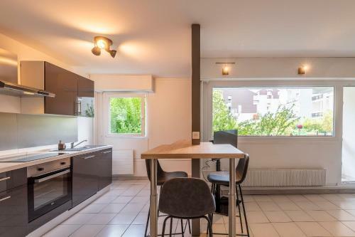 Bonito Apartamento Con Balc�n