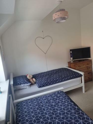 Impeccable 2-bed Apartment In Newark