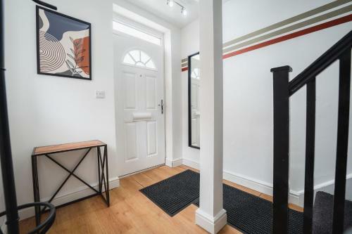 Kandaka-modern Apartment