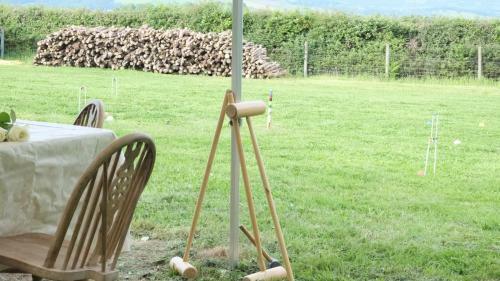 Gumtree Tipis