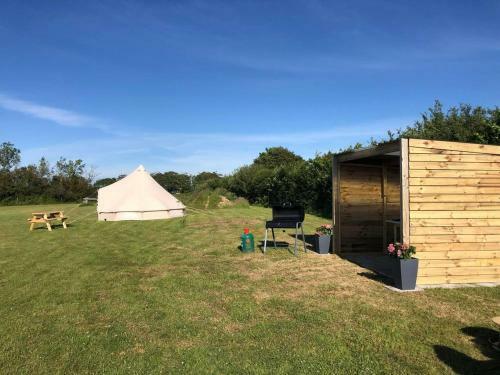 Crooked Oaks Bell Tent Glamping In North Devon