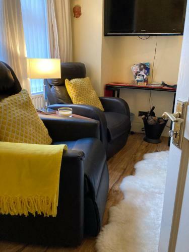 Mountroyal Victorian Studio Self Catering Apartment