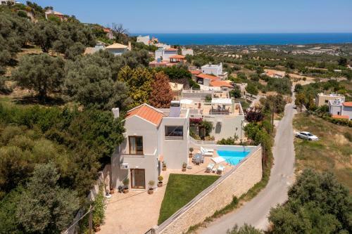 Linari Villa, A Peaceful & Cozy 2bdr Villa With Private Pool!