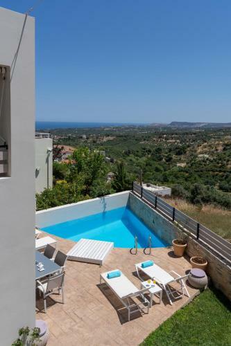 Linari Villa, A Peaceful & Cozy 2bdr Villa With Private Pool!
