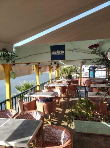 Hotel Ammoudia Rooms