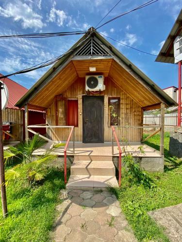 Hostal Cabins In Magnetiti, Ureki