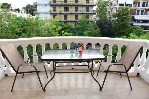 Modern 2 Bedroom Apartment In Corfu Town