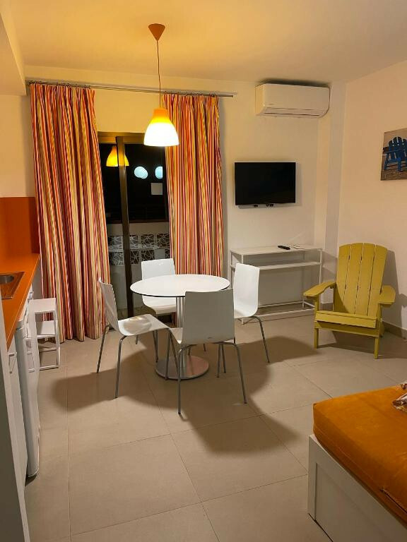 Apartamentos Poniente Playa